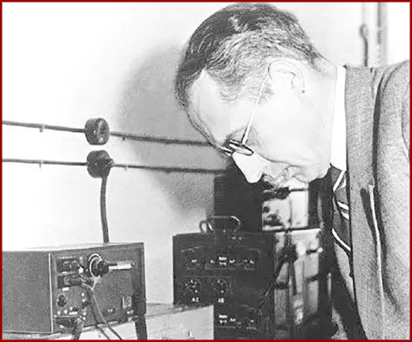 發(fā)明顯微鏡的人是誰 發(fā)明顯微鏡的人是誰