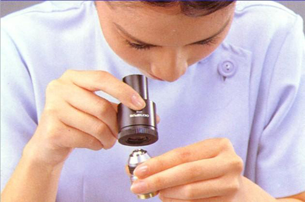 上海測量顯微鏡的使用方法